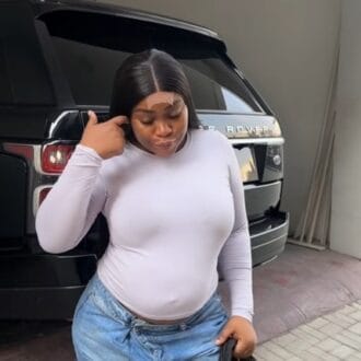 30'' luxury straight 2x4 closure wig