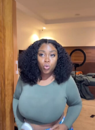 water curly 12′ frontal wig